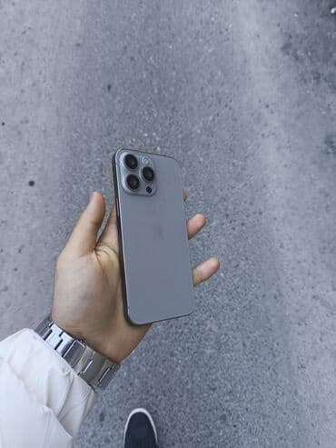 mingecevir ayfon: IPhone 15 Pro Max, Qırıq — 1