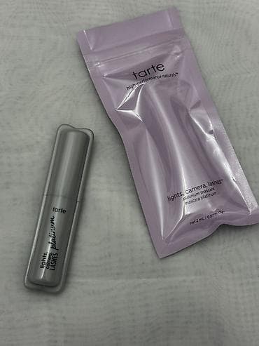 maqnit kiprik: Məhsul: Tarte Lights, Camera, Lashes Platinum Mascara (mini ölçü) — 1
