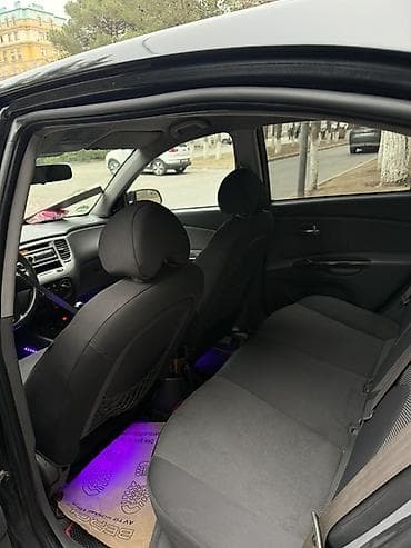 avtobus satilir: Kia Rio: 1.4 l | 2009 il Hetçbek — 9