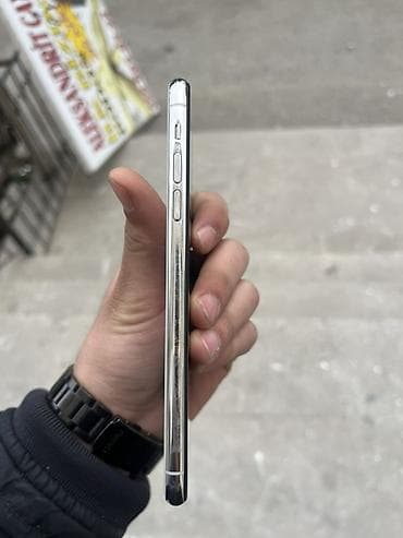 a03 ikinci el: IPhone 11 Pro Max, 64 GB, Ağ, Simsiz şarj, Zəmanət, Face ID — 4