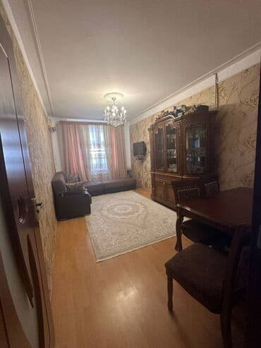 dasinmaz emlak agstafa: Bakı, Yeni Günəşli Massiv B, 3 otaqlı, Köhnə tikili, 60 kv. m — 2