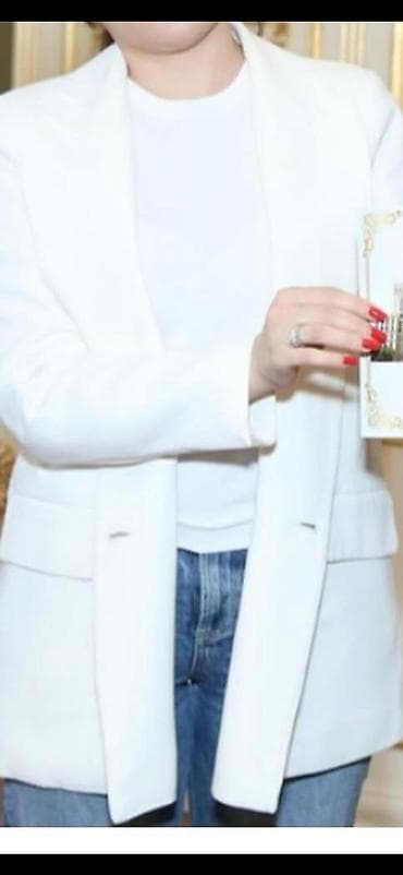 pencekler: Ağ qadın bleizer - Rəng: təmiz ağ - Kəsim: düz, uzunsov siluet; ön — 1