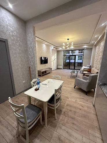 modul tipli ev: Satılır 2 otaqlı yeni tikili 91 m², 28 May m. Kateqoriya Yeni tikili — 2
