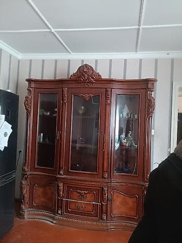 Торговые принтеры и сканеры: Стеклянная витрина-шкаф, Б/у — 1