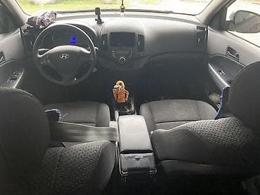 avtomobil satış: Hyundai i30: 1.4 l | 2011 il Universal — 6