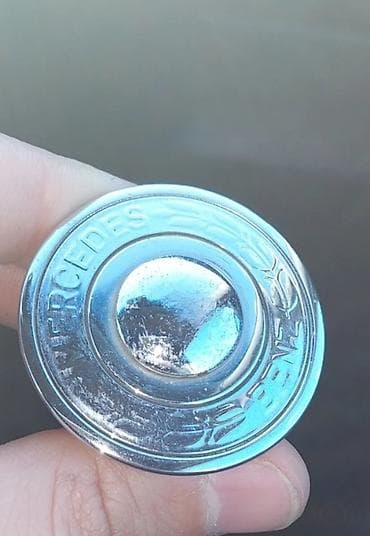 Mercedes kapot loqosu