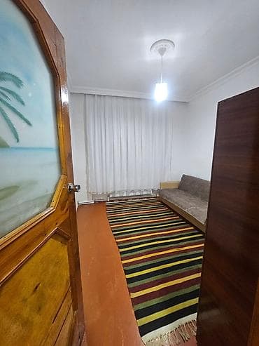 Mənzillərin satışı: Kirayə üçün tam mebellı 2 otaqlı mənzil - Geniş və işıqlı zal: divan — 6