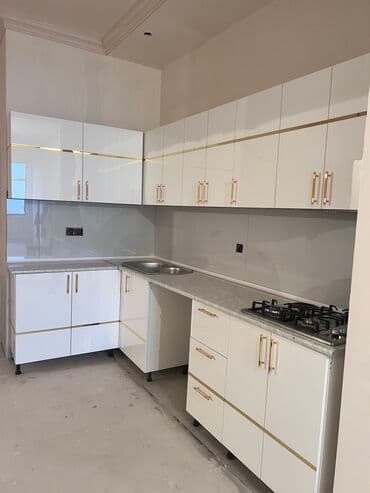 кухонная мебель на заказ: Кухонный гарнитур на заказ, Самозакрывающие петли, Ламинат гладкий, Бесплатная доставка — 1