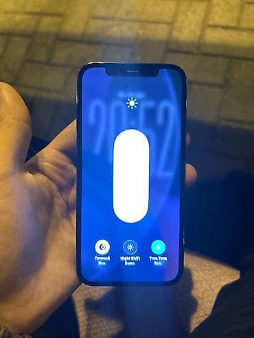 iphone adapter original: IPhone 12 Pro, 256 GB, Pacific Blue, Face ID — 4