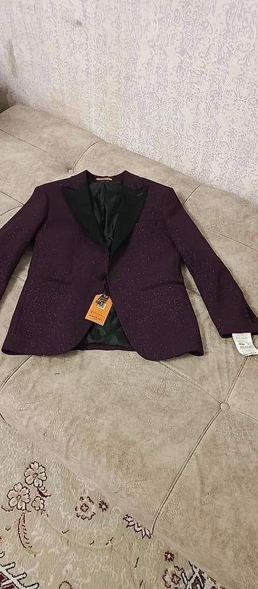 Digər kişi geyimləri: Brend: SUTMEN (etiketdə “Rodrigo Denim” seriyası qeyd olunub) Məhsul — 1