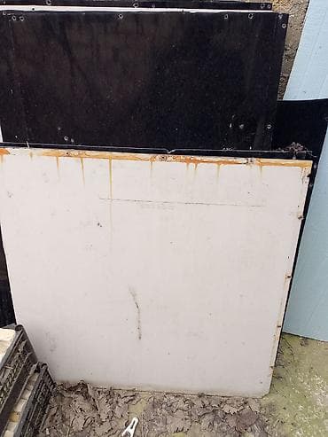 Plastik lövhələr (ağ və qara rənglərdə) - Material: yüksək sıxlıqlı