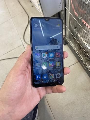 ayfon 5s satilir: Redmi 8, 64 GB, rəng - Qara, Barmaq izi — 3