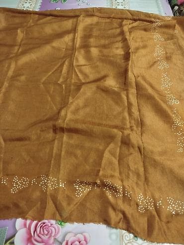 smart watch m16 plus: Qədimi kəlağayı. Ölçüsü 1.60 / 1.60 a istifadə olunmayıb. Dəyərindən — 2