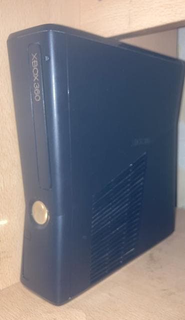 hdd disk: Xbox 360 Slim 250 GB yaddaş konsol yaxşı vəzyətdədir Aurora praşifka — 2