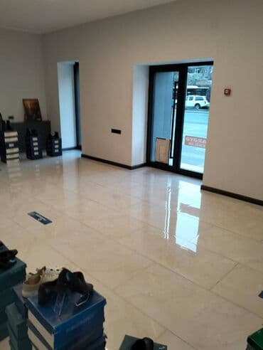 xacmaz obyekt: Karqo üşün ideal yer mərkəzi küçə Sülh küçəsində 45 kv obyekt icarəyə — 3