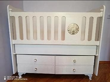 ucuz mebeler: Oğlan və qız üçün, Beşik — 1