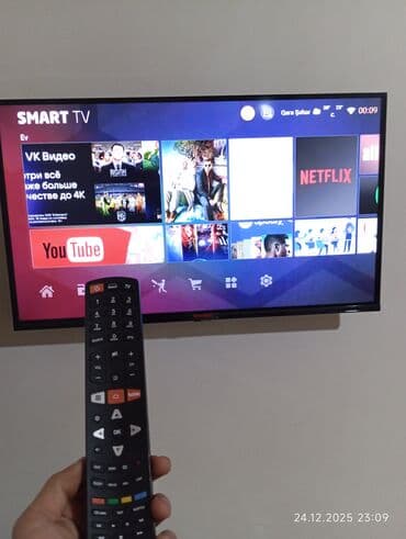 huseyn tv: Smart TV televizor və pult - Divara quraşdırılmış Smart TV ekranı — 1