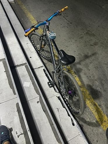 İdman və hobbi: Dağ/trekking velosipedi — 26" təkərlər, disk əyləclər, yüngül və — 7