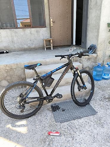 Dağ velosipedləri: Dağ velosipedi – STARK (model üzərində “Slick/29” və “Stark” yazıları — 6