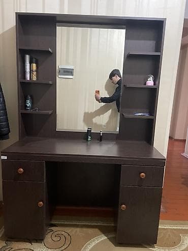 hinduska eti satilir: ƏŞYALAR TƏMTƏZƏ AÇILMAYIB bərbər dəzgahı biri 150 azn FEN 50 azn — 1