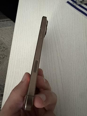 iphone 8 kamera: IPhone 16 Pro Max, 256 GB, Qızılı, Face ID — 4