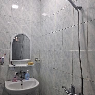 kiraya: Bakixanovda serfeli qiymete 80 nomreli mektebin yaxinliqinda 3/3 — 5
