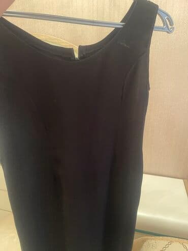 hijob kofta yubka: Qadın geyim dəsti - Qara klassik don: yüngül parça, qolsuz, yuvarlaq — 1