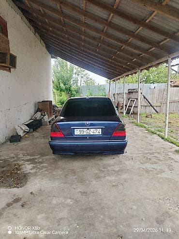продается авто: Mercedes-Benz C-Class: 1.8 л | Седан — 4
