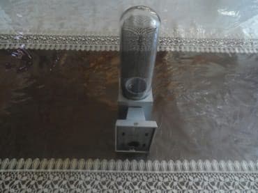himalay duzu lampası: Divar lampası, iki kasalı-15,tək kolbalı-25,üç spot,hamısı bir — 1