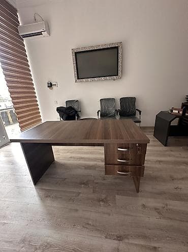 Ofis dolabları: Heç istifadə olunmayıb, iş açılmadı, istifadə olunmamışdı. Şəkildəki — 5