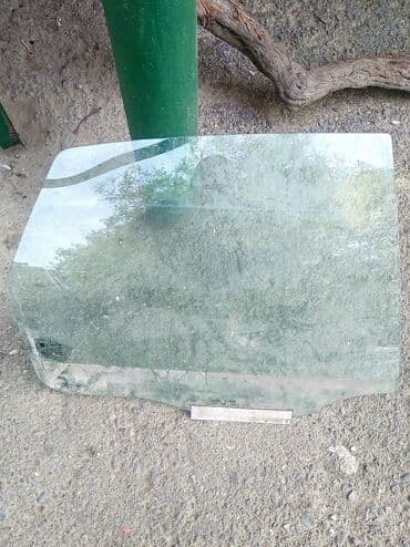 Oprl Astra arxa yan uşesi - Yan qapı üçün şüşə panel