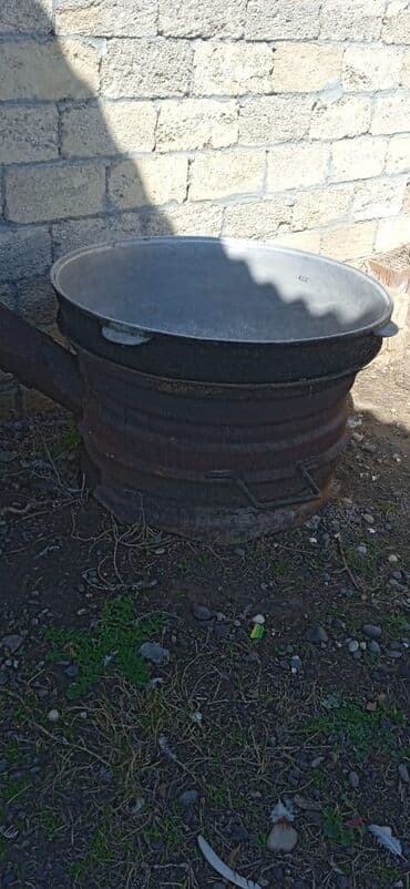 реклама бизнес плана: Toy üçün tiyan satılır heç bir problemi yoxdur altlığı ilə birlikdə — 1