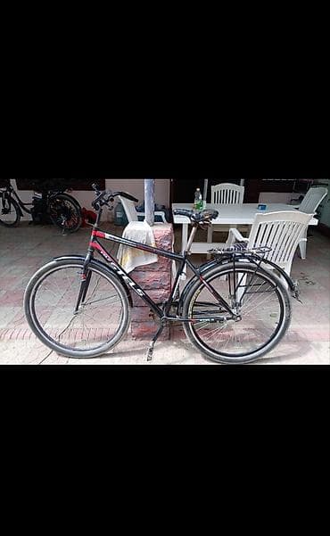 Stels şəhər/trek tipli velosiped - Geniş, möhkəm polad çərçivə - 28"