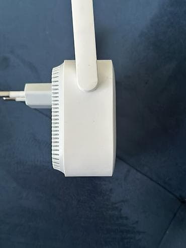 ev modemi: Xiaomi Wi‑Fi Range Extender N300 Açilib ama islenilmiyib kontakt — 2