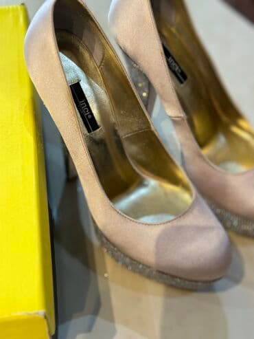 Muncuqlar: Tuflilər, Ölçü: 37, rəng - Bej, Yeni — 4