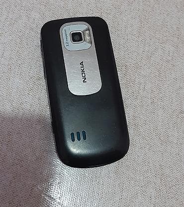 Техника и электроника: Nokia 1, цвет - Черный, Кнопочный — 5