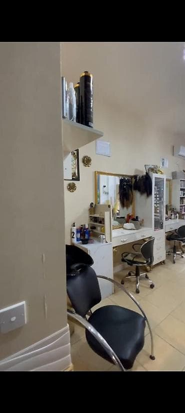 Yeni Yasamalda kirayədə olan salon satılır Y.Yasamalvqesebesinde yeni