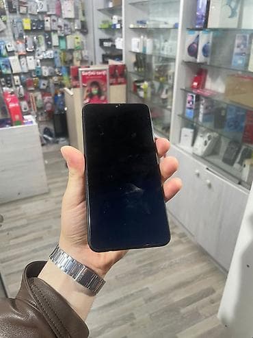 telefin: Samsung Galaxy A10, 32 GB, rəng - Qara, İki sim kartlı — 4