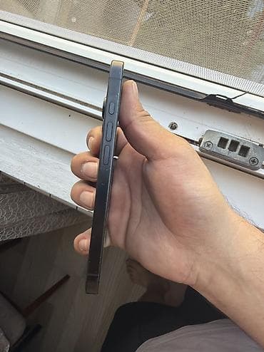 honor 8 pro: IPhone 16 Pro, 128 GB, Black Titanium, Face ID — 5