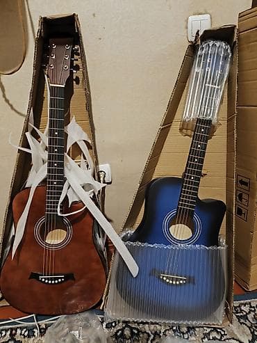 Akuistik gitara – dreadnought korpuslu, kəsik (cutaway) dizaynlı