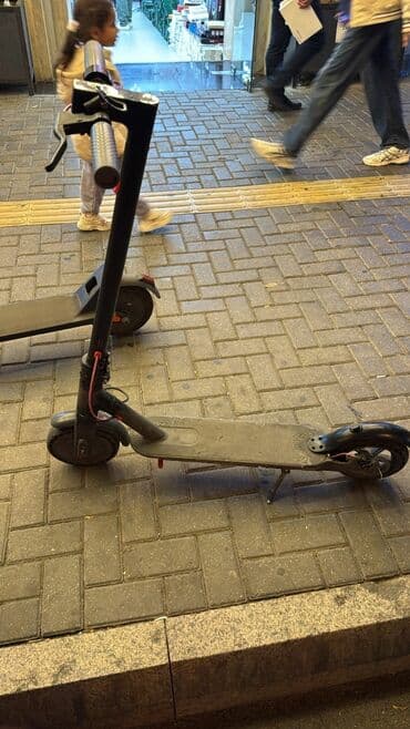 scooter aksesuarları: İşlənmiş Elektrik samokat 9", 251 - 350 Vt, 16 - 25 km/s, Ünvandan götürmə — 2