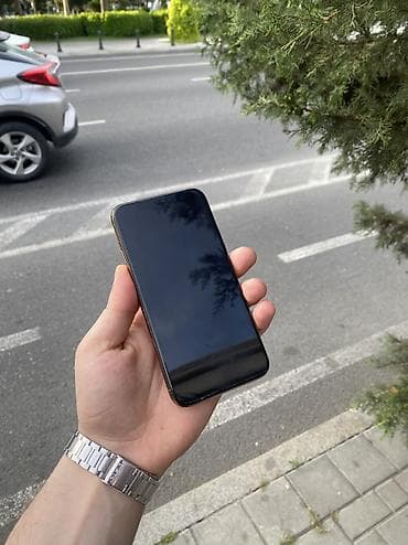 iphone 6 es: IPhone 11 Pro, 256 GB, Matte Gold — 6