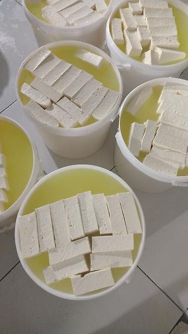 yantar pendiri: 🧀 PENDİR VƏ QAYMAQ SATIŞI 🥛 Təbii kənd südündən hazırlanmış təzə və — 2