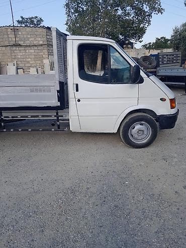 qazel bortu: Ford yük pikapı (platformalı) - Marka/model: Ford Transit şassi — 6