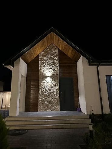 Müasir dizaynlı bağ evi Günlük Kirayə Verilir Bir Günü 100 Azn dən