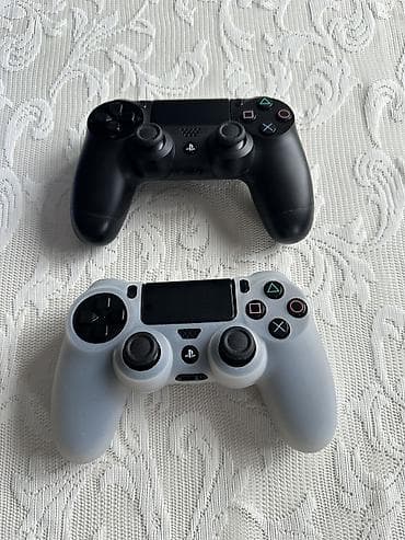 video reqstrator: Sony PlayStation 4 (PS4) – klassik “fat” model Xüsusiyyətlər: - Rəng — 4