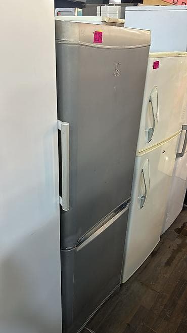 Indesit iki qapılı soyuducu - Rəng: gümüş (inox tərzli korpus) - Qapı