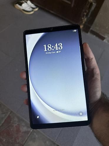 samsung notebook: Salam 1 həfdədir alınıb təp təzədir heç bir problemi yoxdur qadın — 8