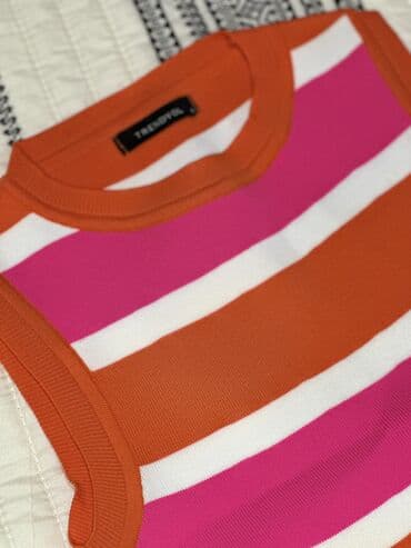 женские кофты трансформеры: Trendyoldan alınıb. Yeni kimidir. S razmerdir.

Как новый. Размер С — 1