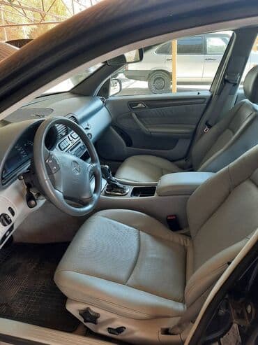 Seplər: Mercedes-Benz C 200: 2 l | Sedan — 2